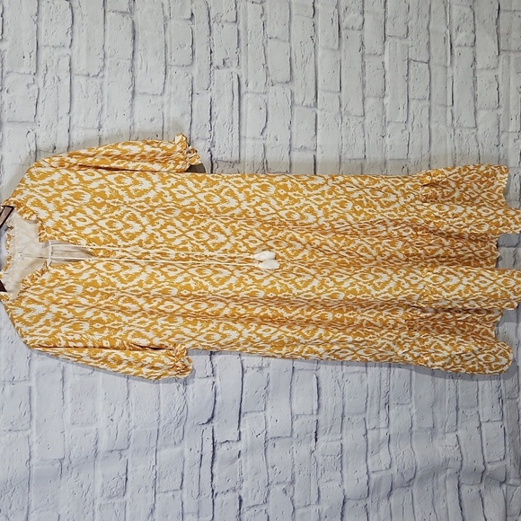 Dresses & Skirts - Goldenrod and white ruffle bottom maxi dress